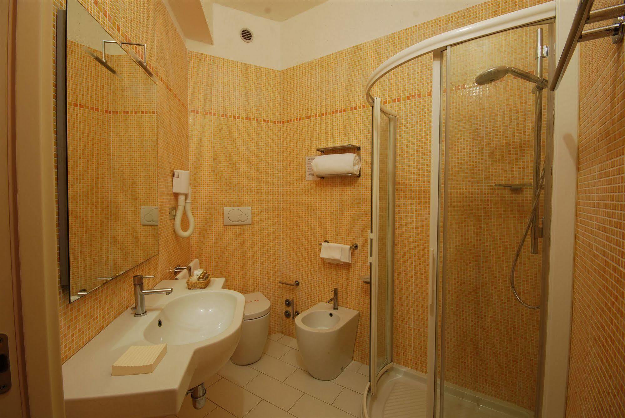 Hotel Bellevue, Sure Hotel Collection By Best Western Pesaro Dış mekan fotoğraf